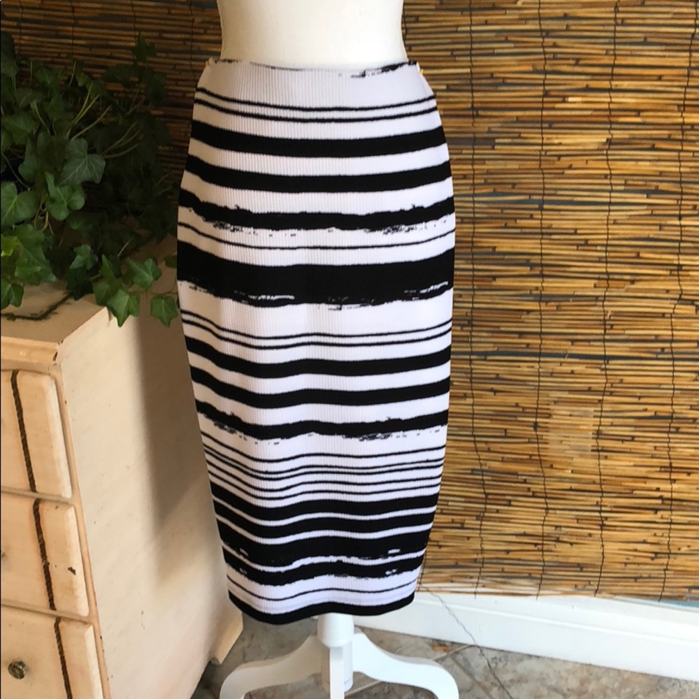 Knit skirt
